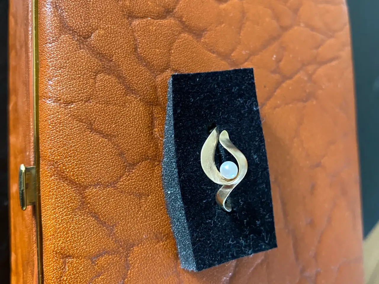 Billede 1 - Guldbelagt ring 