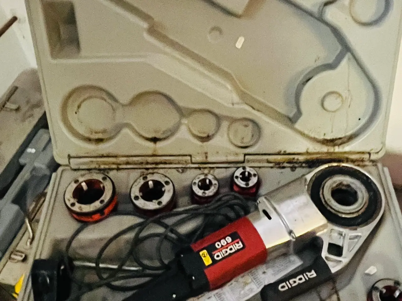 Billede 1 - Gevindskæremaskine RIDGID 690
