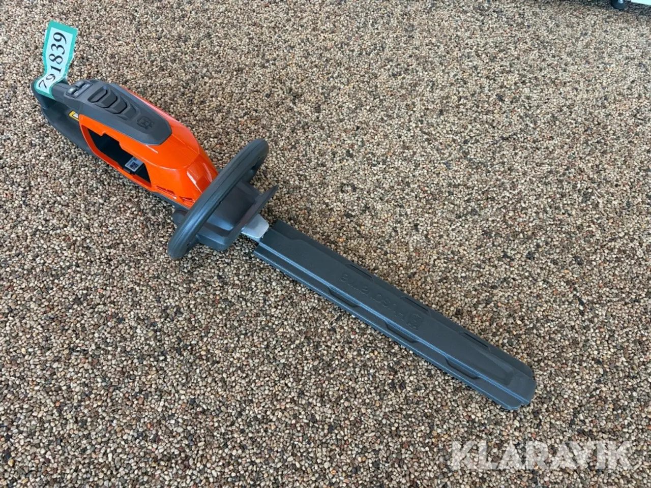 Billede 2 - Hækkeklipper Husqvarna 215iHD45