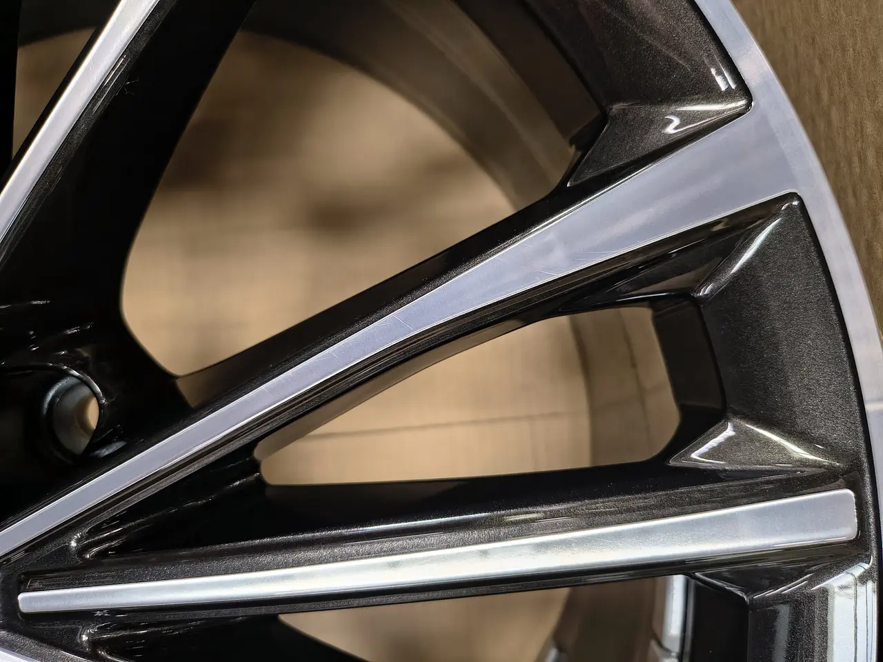 Billede 8 - Audi RS alufælg 20" sort/sølv