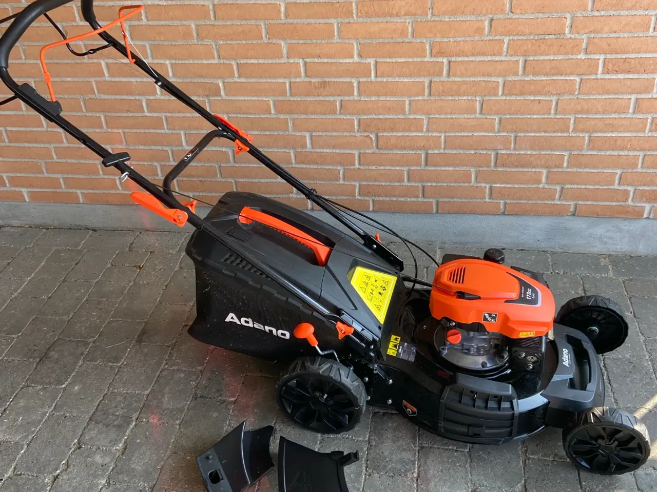 Billede 2 - Adano selvkørende plæneklipper 51cm
