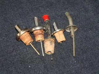 5 skænkepropper