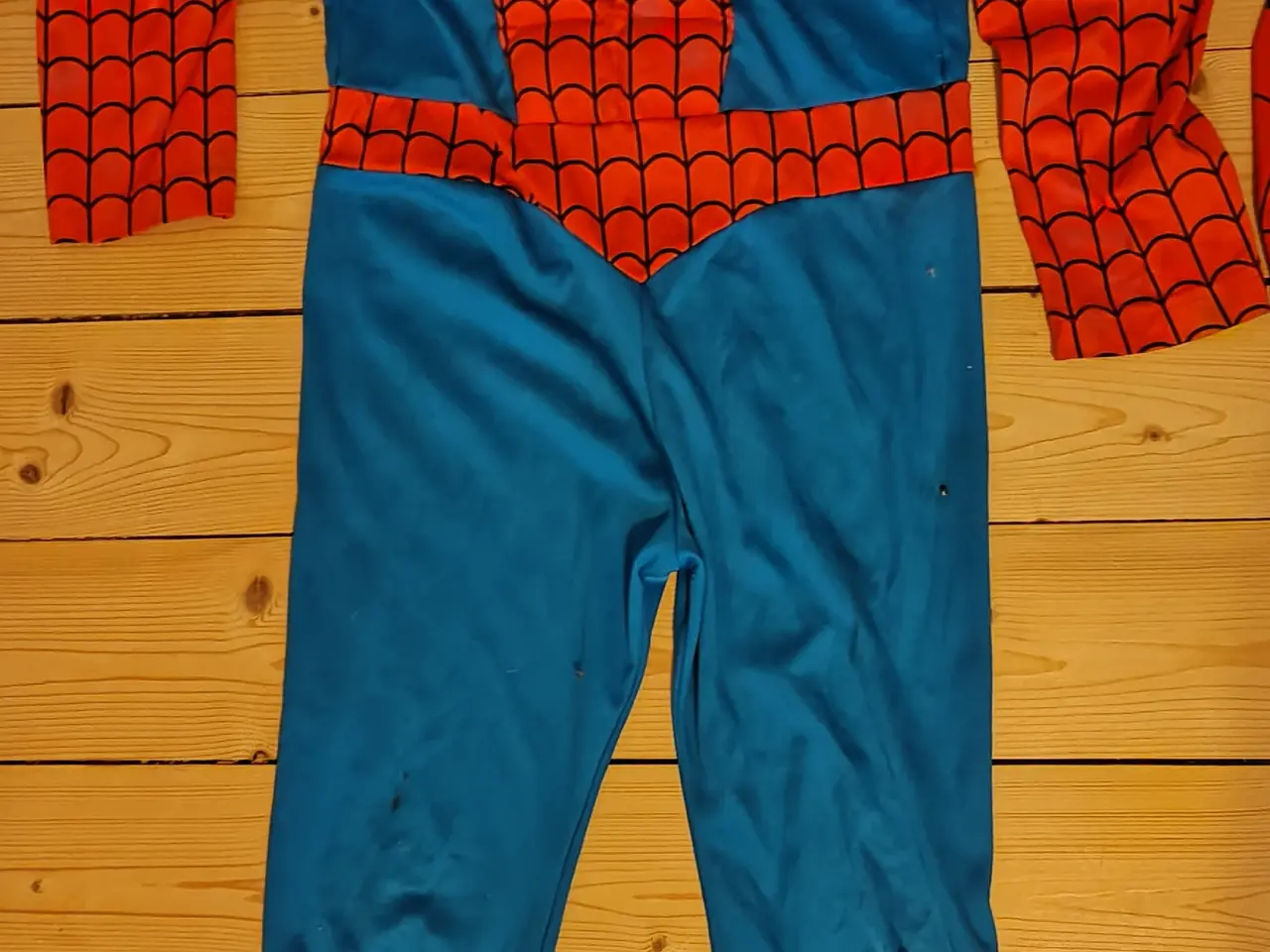 Billede 1 - Spider-man kostume str. 7-8 år med maske Spiderman