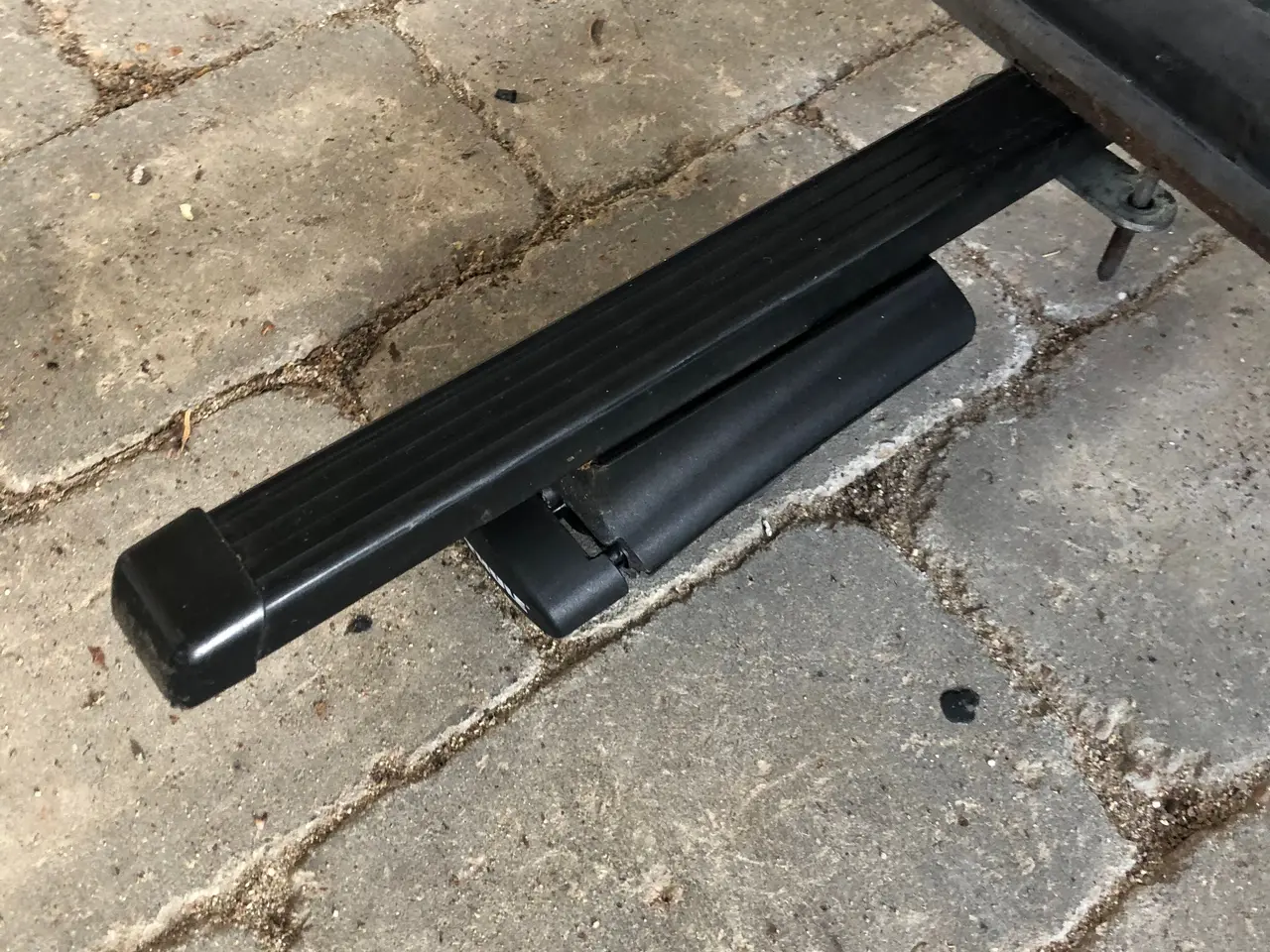 Billede 2 - Thule tagbøjler - inkl. 4x cykelholdere