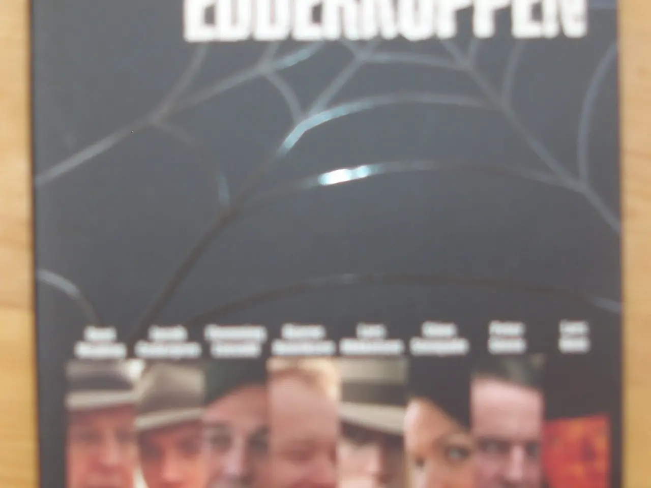 Billede 1 - TV-serien Edderkoppen