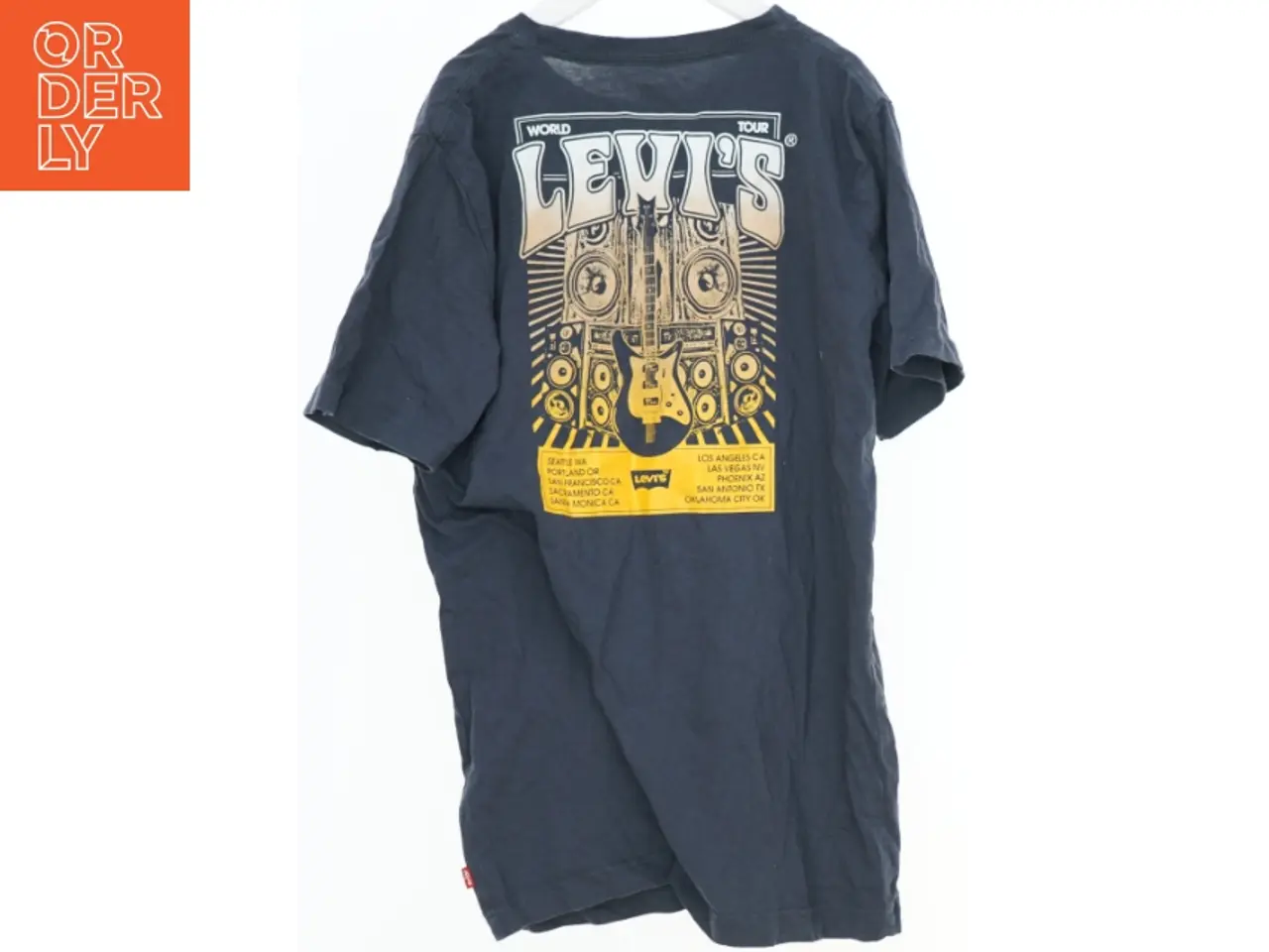 Billede 2 - Levi's T-shirt fra Levis (str. 176)