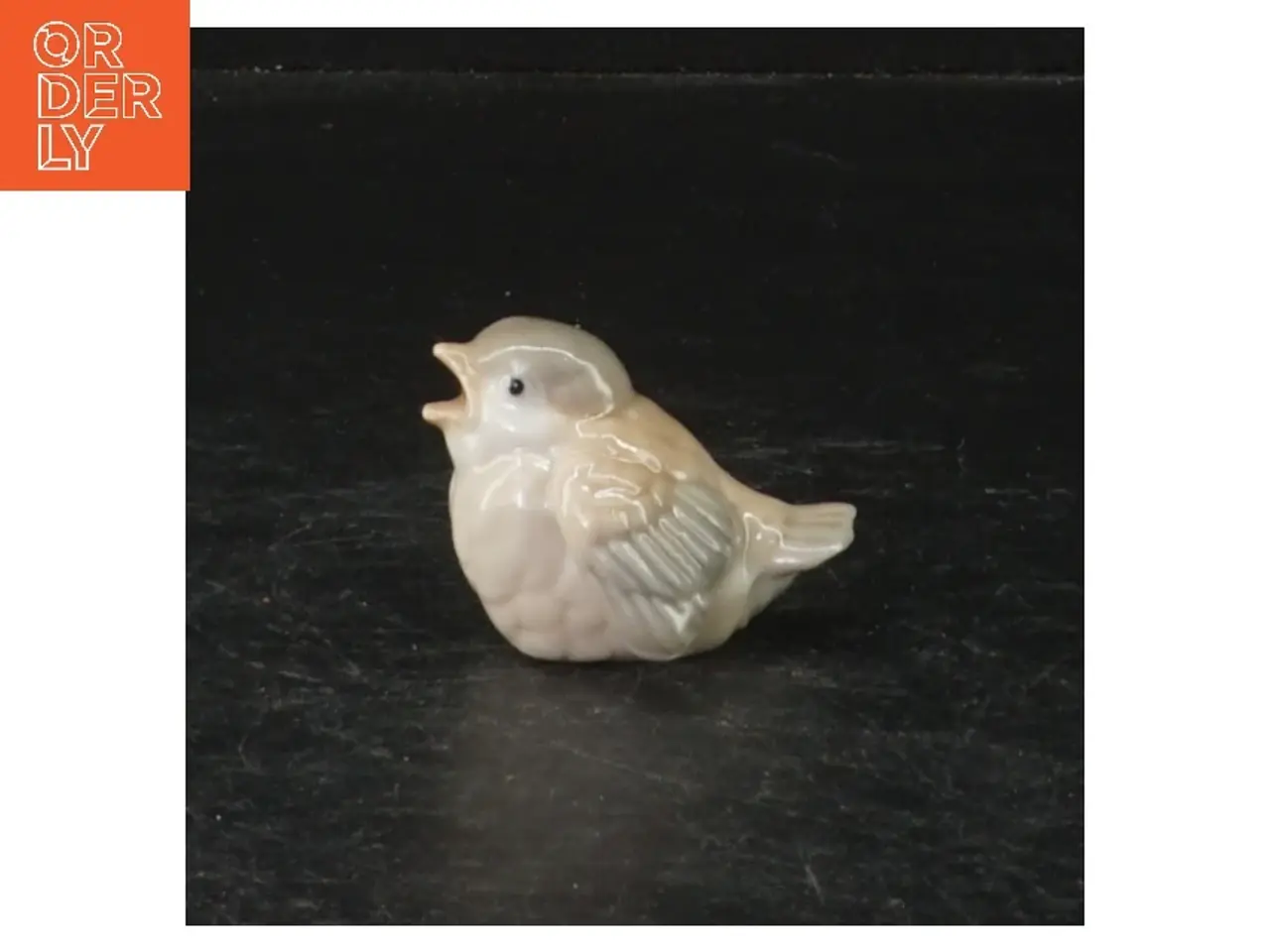 Billede 1 - Porcelænsfigur af fugl (str. 4 cm)