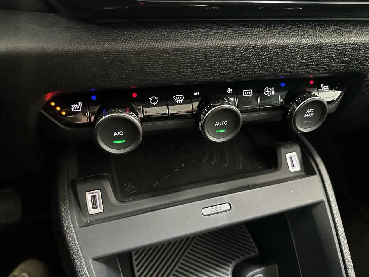 Billede 26 - Citroën e-C4 X EL Palais Sky 136HK 5d Aut.