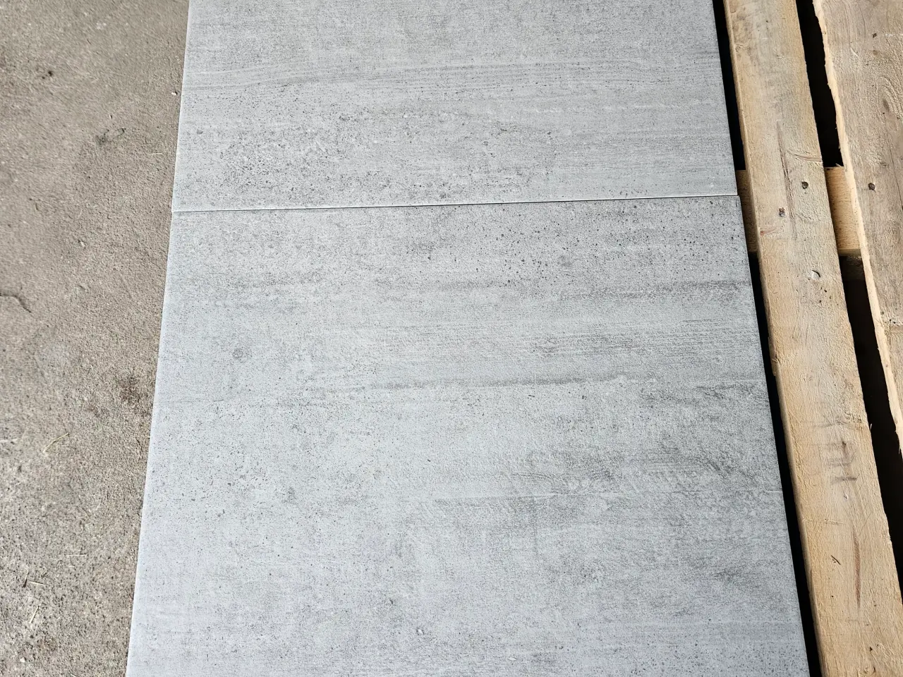 Billede 1 - Gulv- og vægklinke grå 60x60 cm