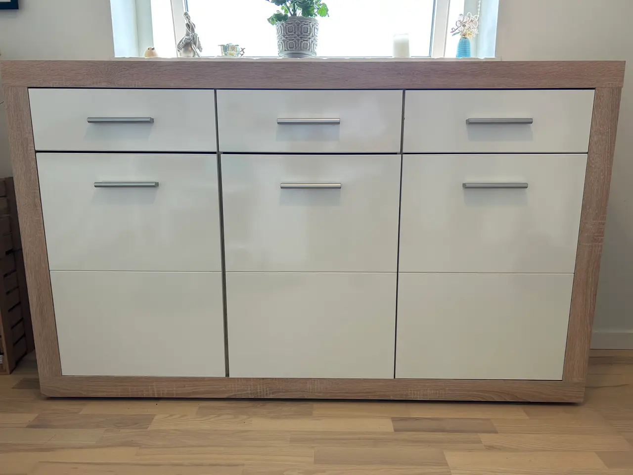 Billede 1 - Kommode i lys eg/hvid finer