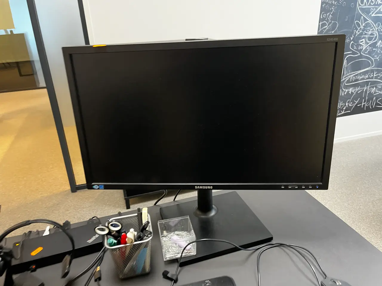 Billede 2 - Skærm inkl. dockingstation, tasketur mm. LENOVO/SAMSUNG