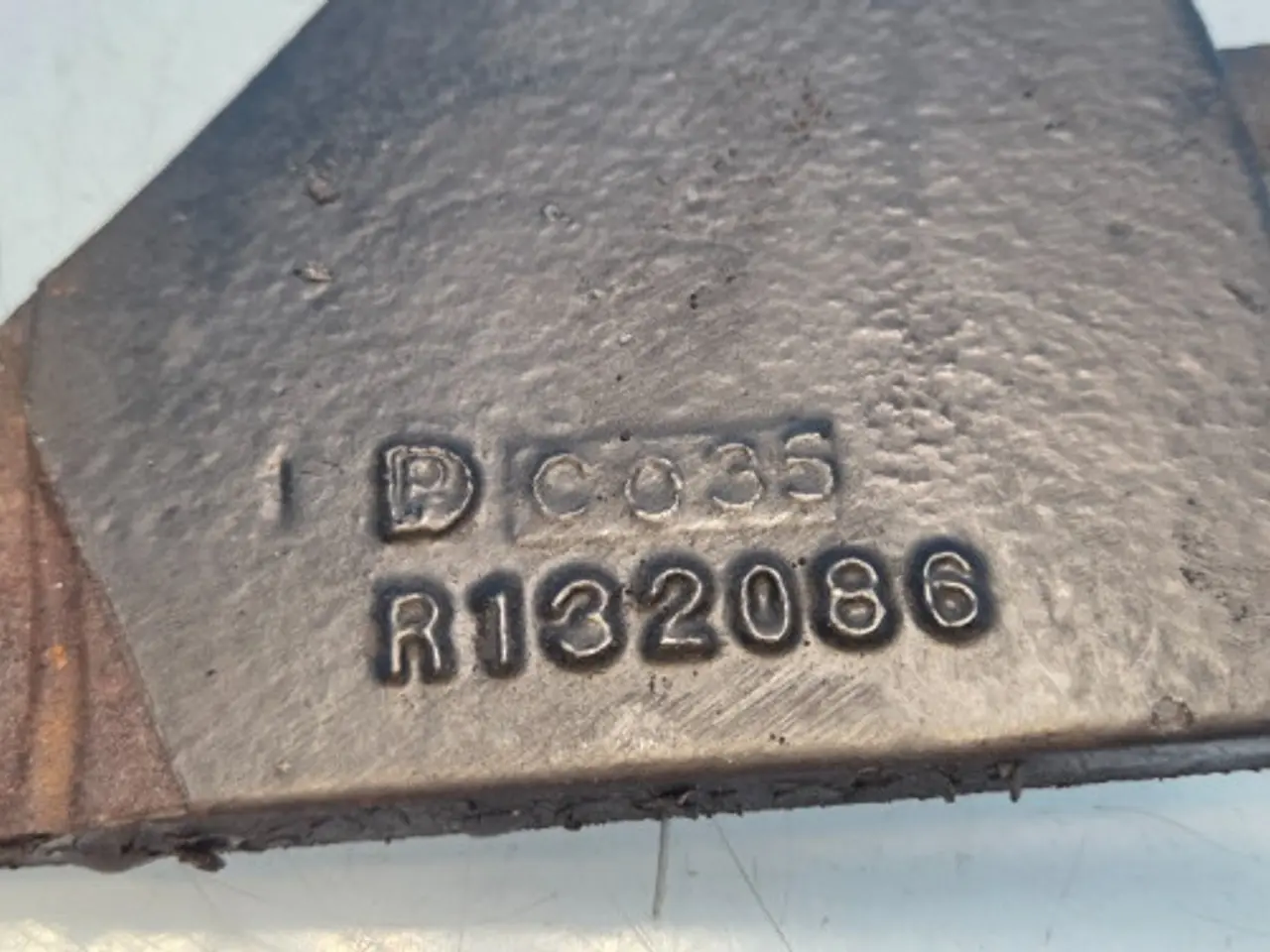 Billede 8 - John Deere PowerTech 6081HF070 Beslag AC R132086