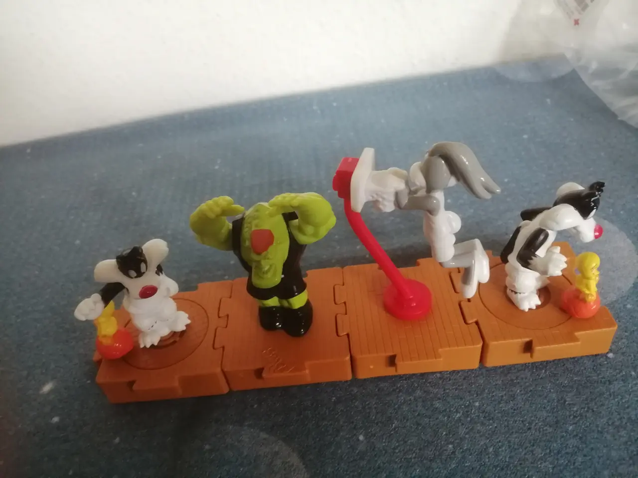 Billede 2 - 4 Fede Space Jam Figurer McDonalds