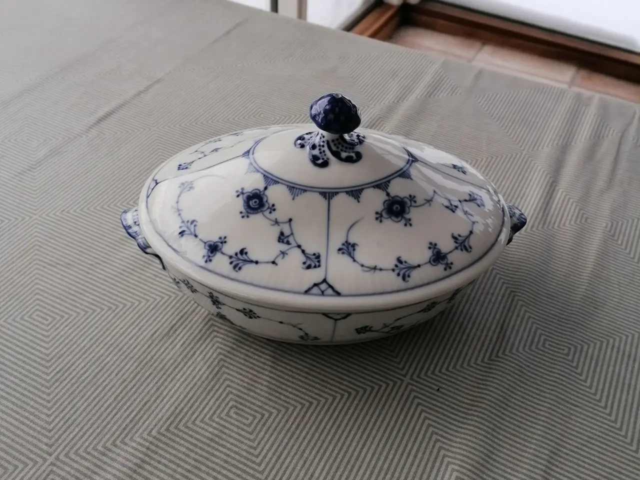 Billede 2 - muselmalet porcelæn
