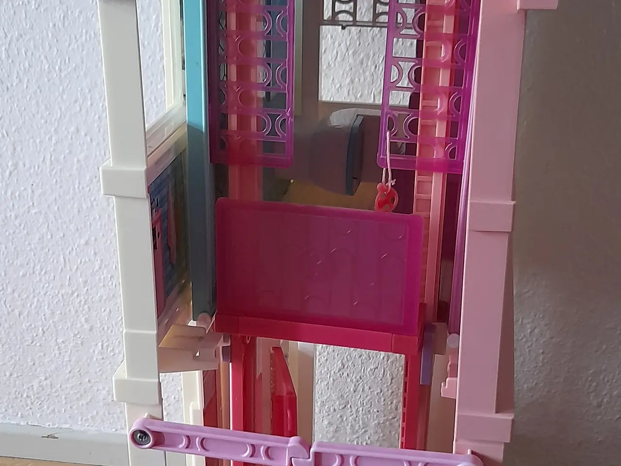 Billede 5 - Barbie Malibu dukkehus.