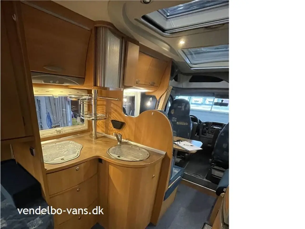 Billede 7 - 2008 - Chausson Allegro 96 Enkelsenge i lav (sidde) højde og toilet og bad i bagenden