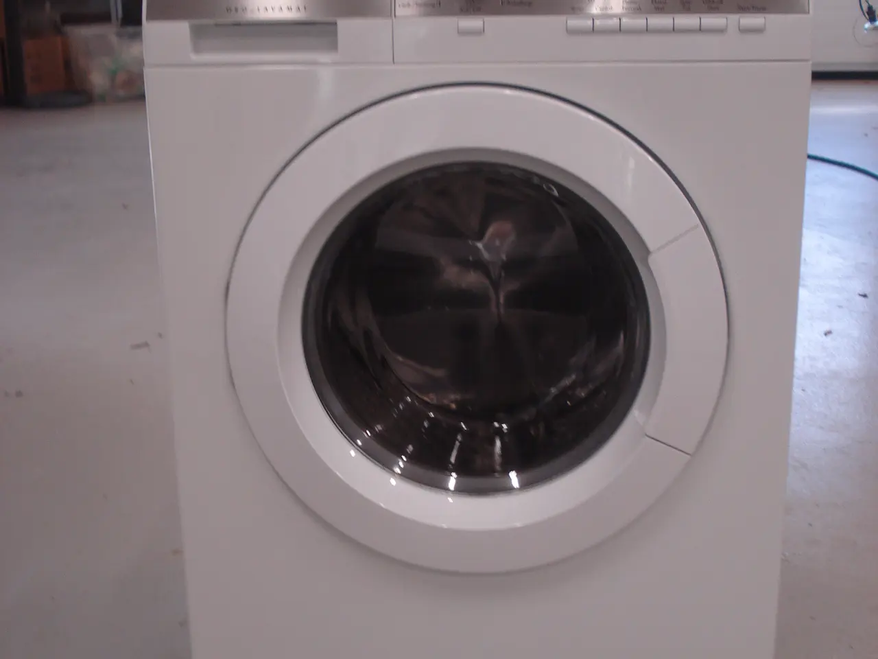 Billede 1 - 8 kg. AEG vaskemakine model L87484EFL