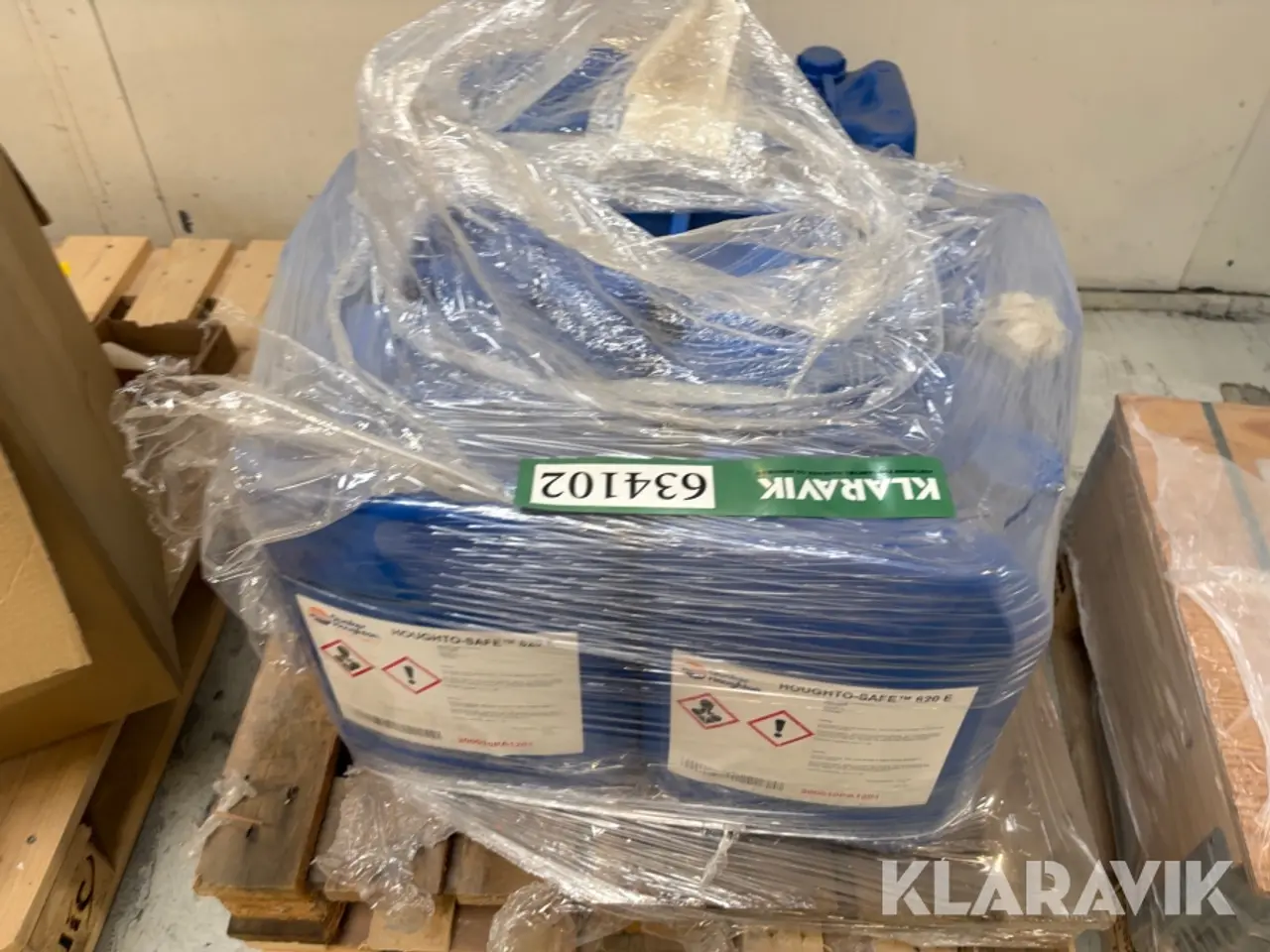 Billede 2 - Hydraulikolie Quaker Houghton Houghto-Safe 620 E 9 Beholdere