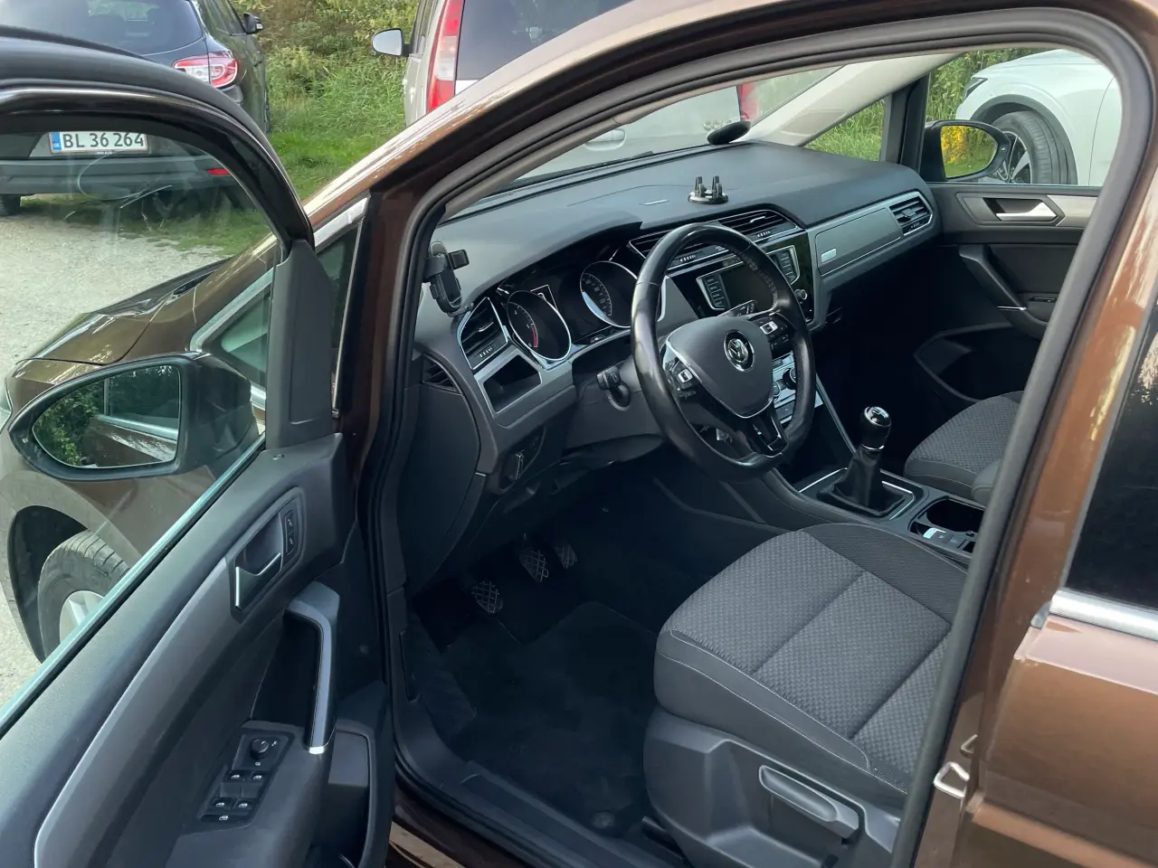 Billede 3 - Flot VW Touran 2016 CarPlay, sensor, trækkrog osv