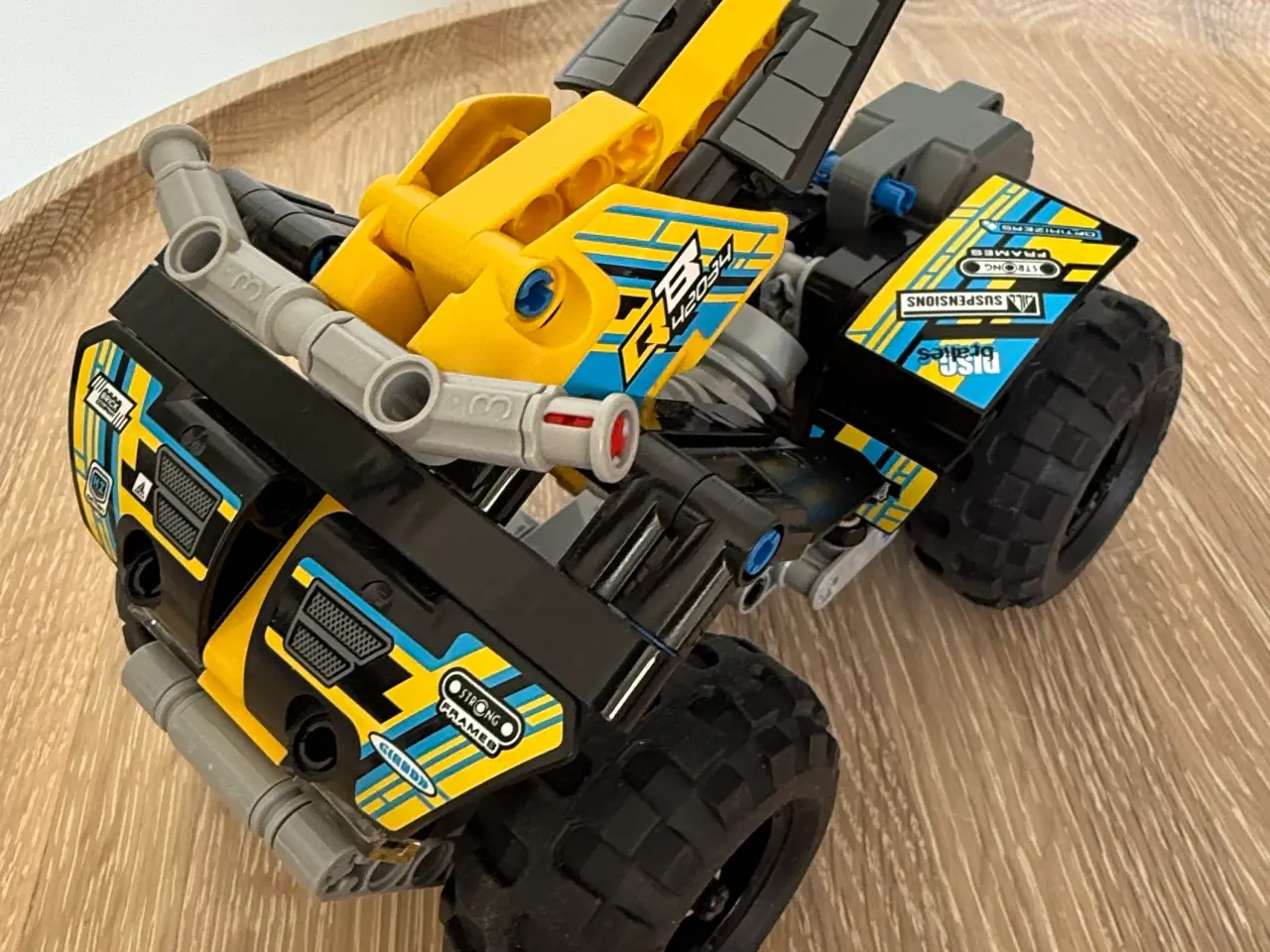 Billede 1 - LEGO Tecnic firehjulscrosser model 42034