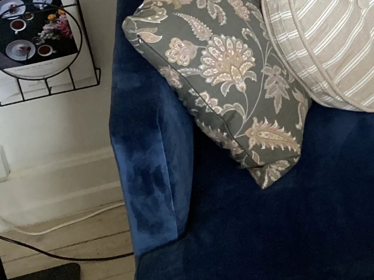 Billede 6 - Smuk blå velour sofa