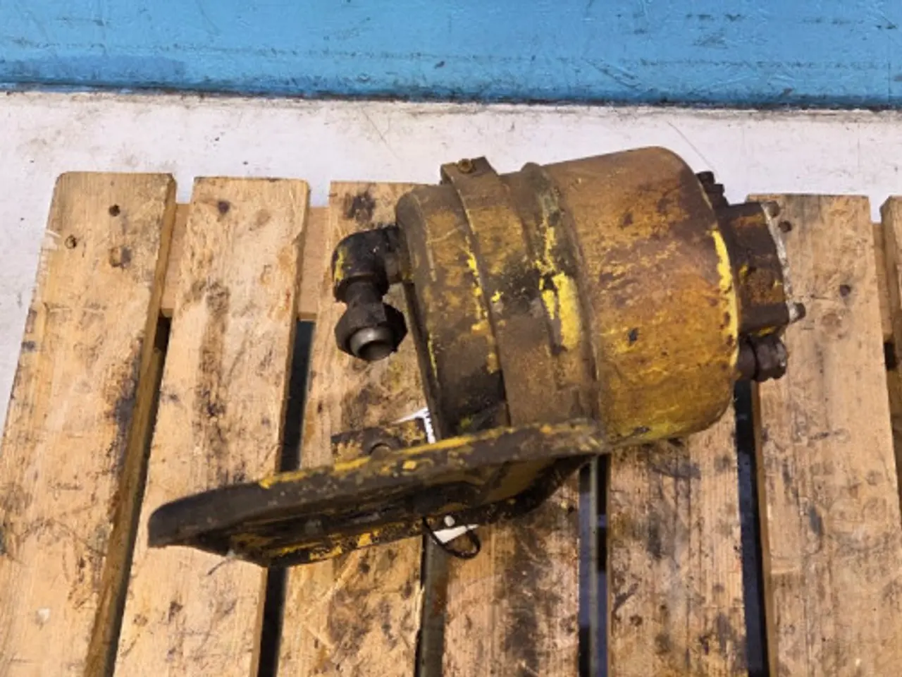 Billede 10 - New Holland M103 Hydrauliktank 090035