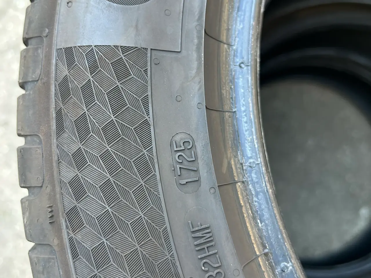 Billede 4 - Continental ultracontact 215/55-17 