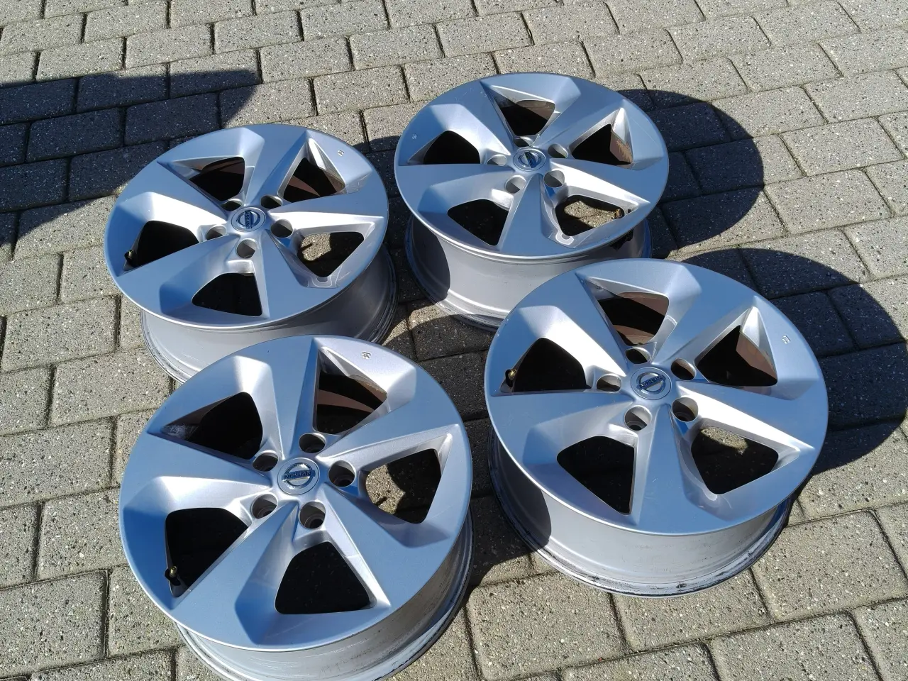 Billede 4 - 17" Alufælge til Nissan QASHQAI