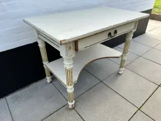 Skrivebord