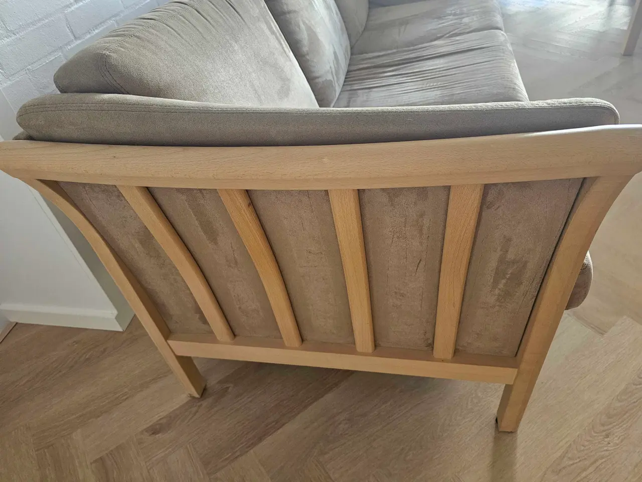 Billede 3 - Sofagruppe sælges – 3+2 personers sofaer – 500 kr.