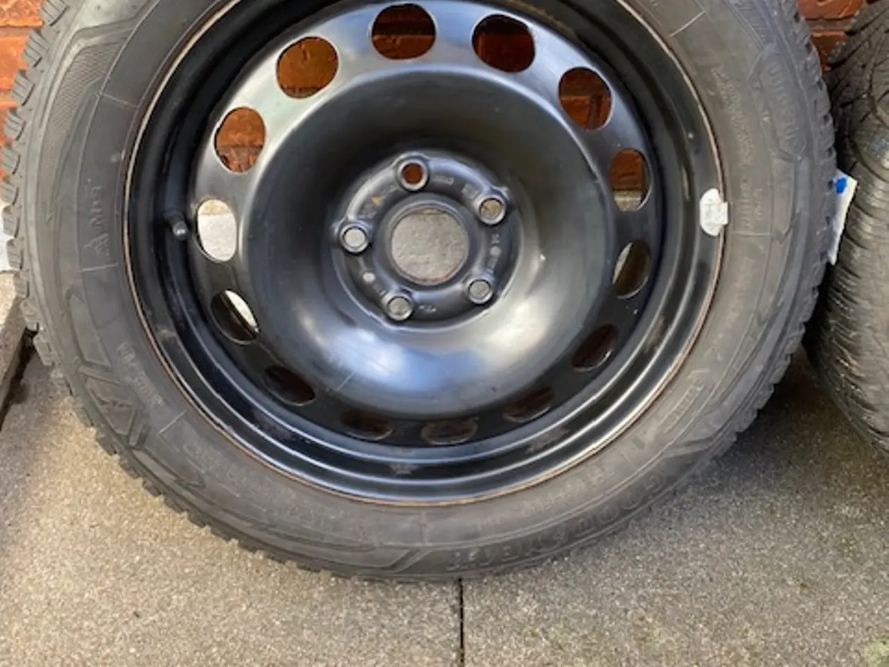 Billede 2 - Audi A3 Tfsi-e årg. 2021 mfl. 16" Vinterhjul