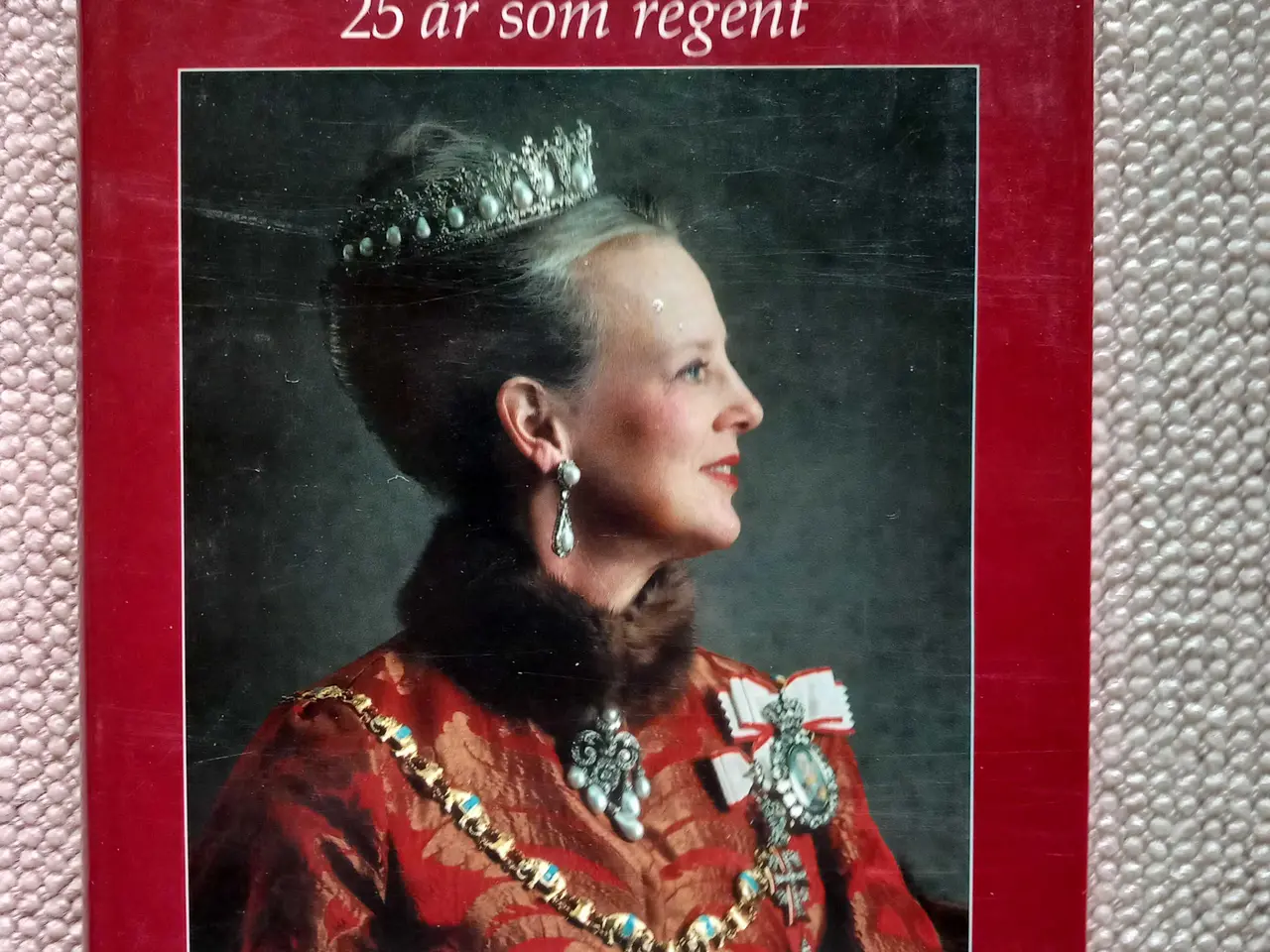 Billede 3 - "Kongelige" bøger om bl.a.dronning Margrethe