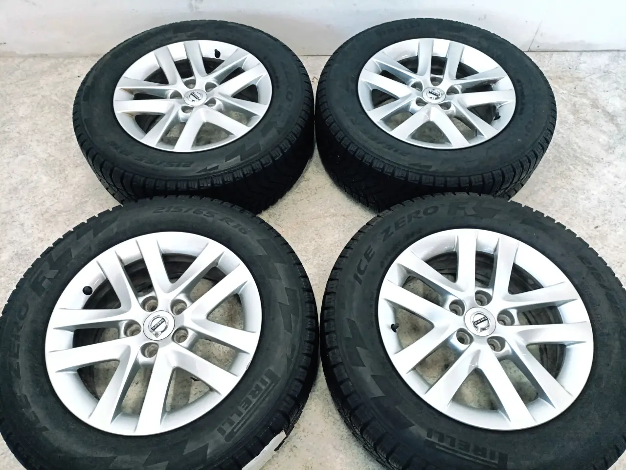 Billede 4 - 5x108 16" ET50 nav 63,4ø VOLVO vintersæt