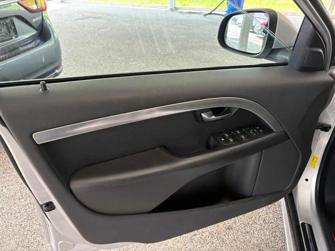 Billede 6 - Volvo V70 2,5 T Momentum aut.