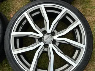 Audi fælge med Continental dæk