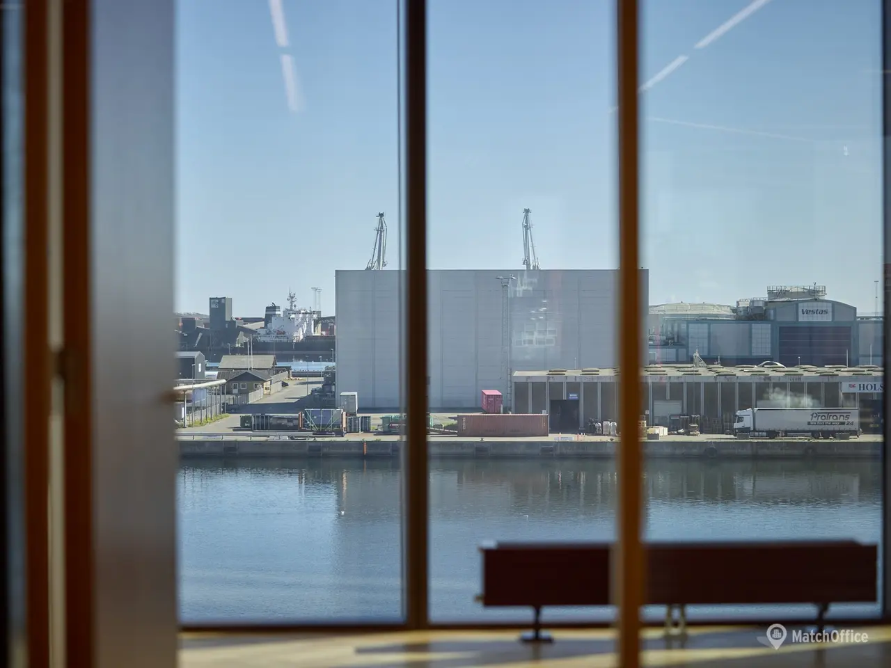 Billede 10 - Kontor på 4. etage med eksklusiv udsigt