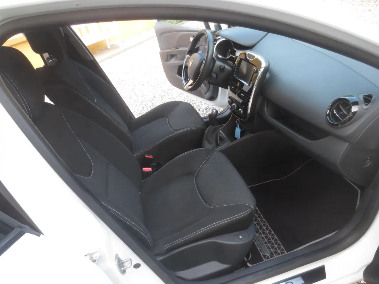 Billede 13 - Fin Renault Ny Clio 1.2 i År 14. Synet 4/26.