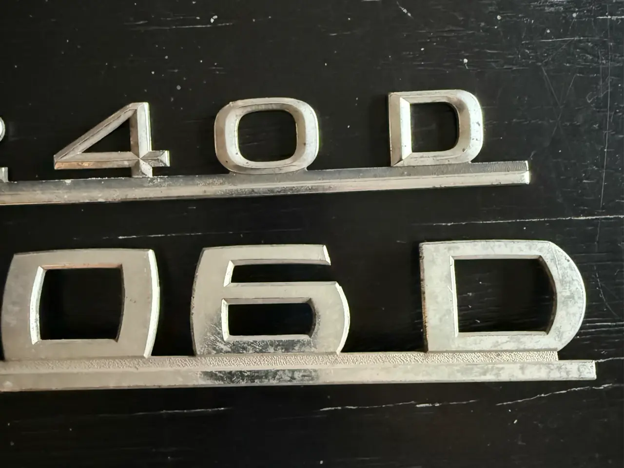 Billede 3 - Mercedes 240D og 306D logo/emblem
