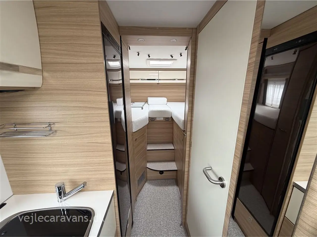 Billede 14 - 2019 - Dethleffs Globebus T 006