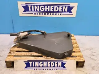 Fendt 12130N Hydraulikolietank 700727373
