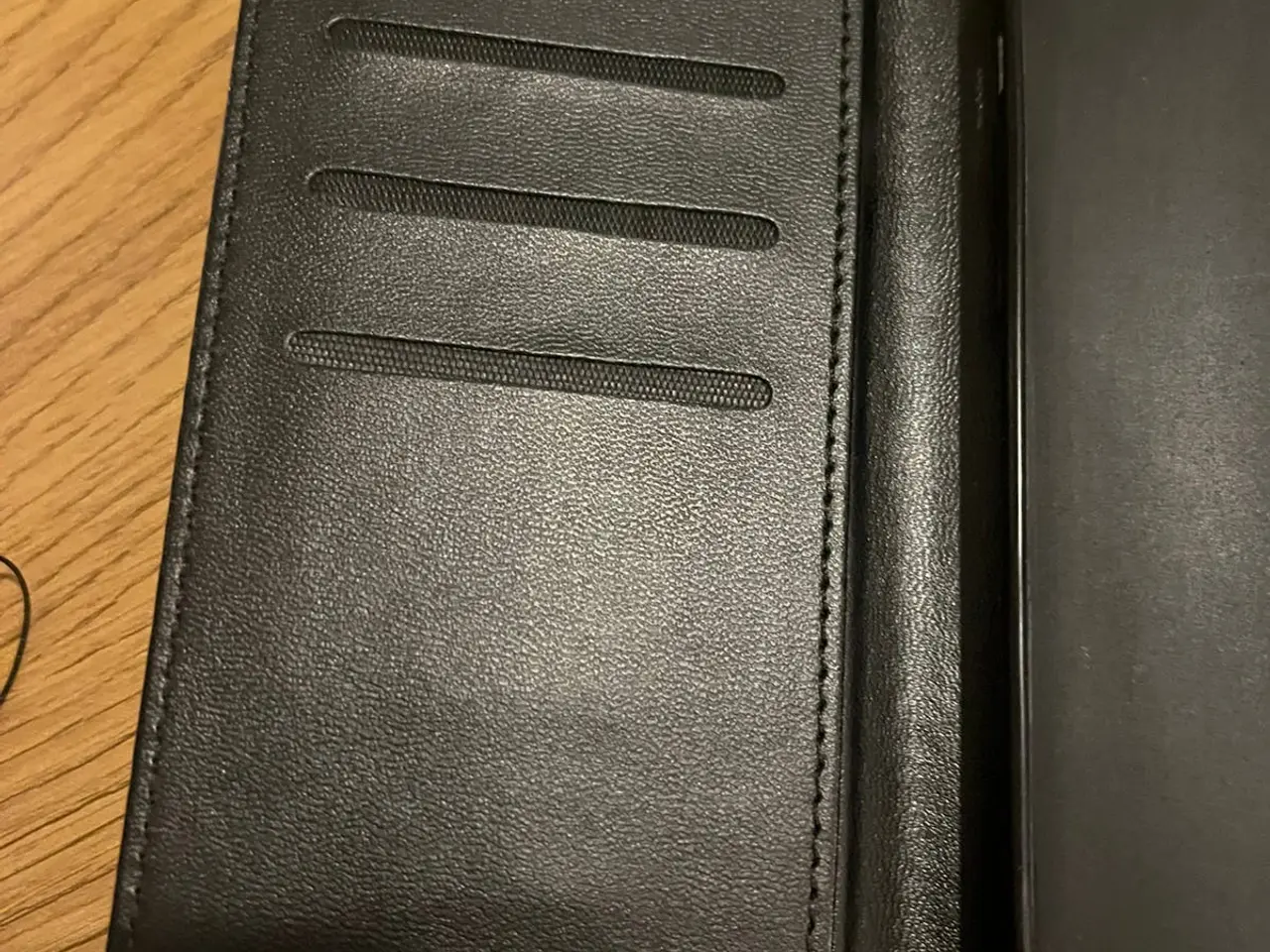 Billede 6 - Flip cover med pung til iPhone 14 Plus, sort PU-læder