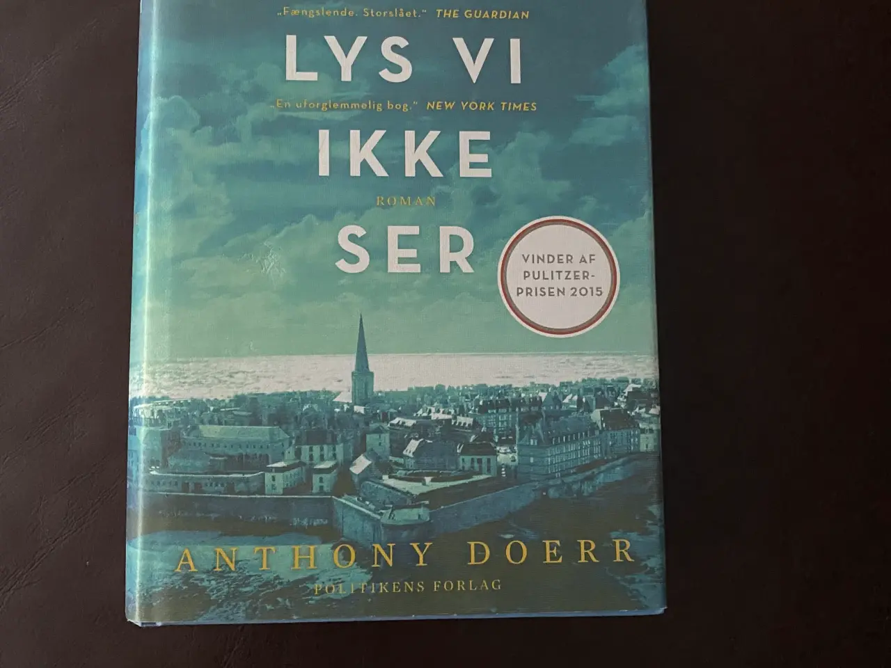 Billede 1 - Alt det lys vi ikke ser - Anthony Doerr