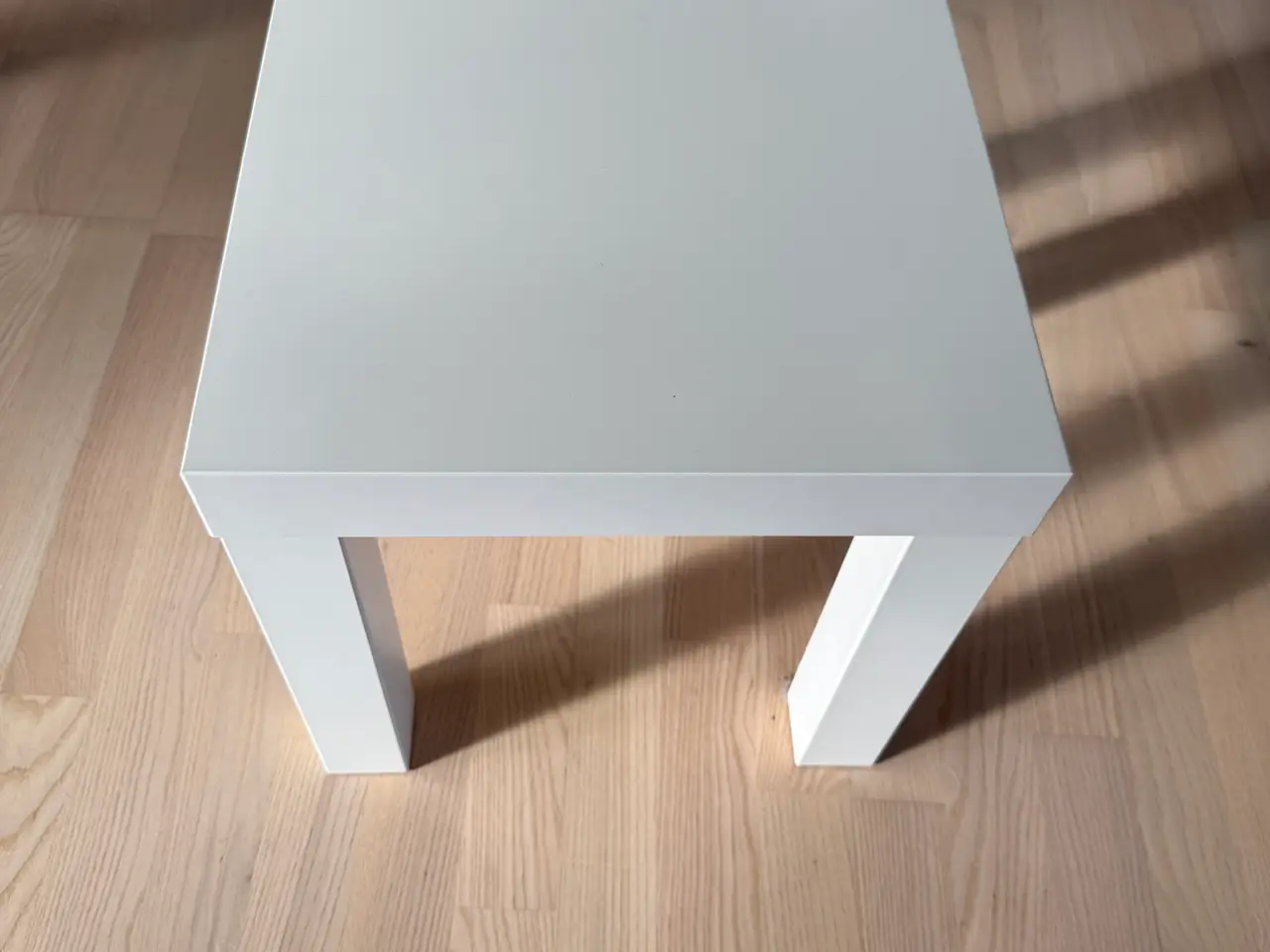 Billede 1 - Lille lack sofabord fra IKEA - 35x35