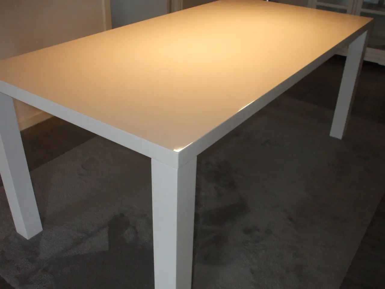 Billede 1 - Spisebord hvid glans