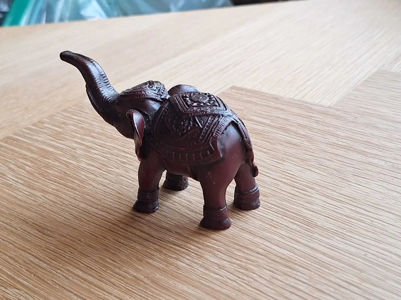 Billede 3 - Rød elefant