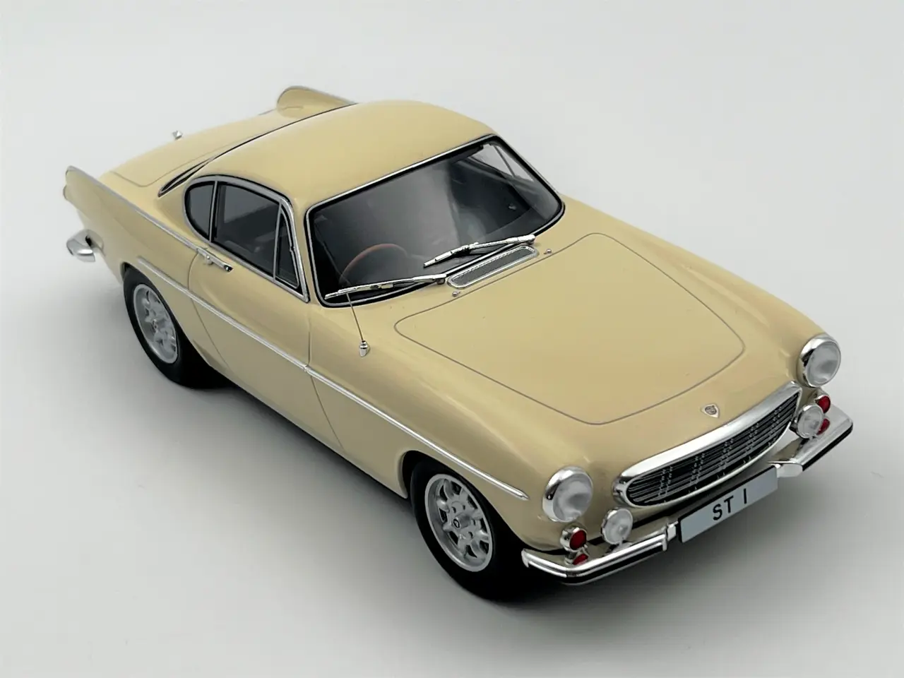 Billede 6 - 1967 Volvo P1800 S "The Saint" Limited Ed. - 1:18