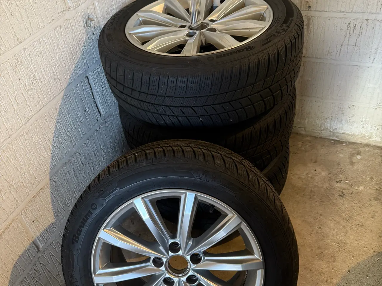 Billede 7 - VW Dæk på fælge (215/55 R17 vinterdæk)