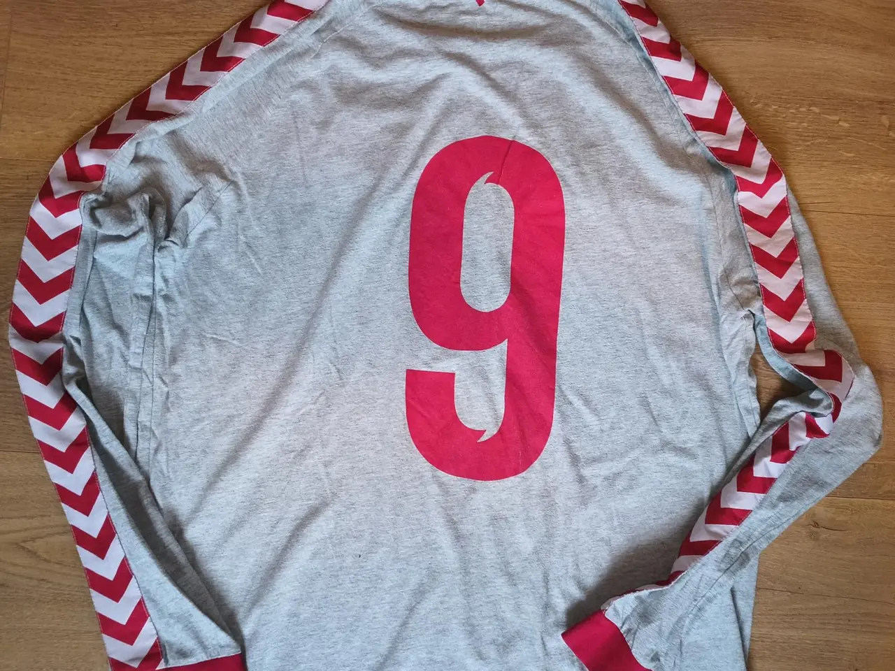 Billede 5 - RETRO DANMARK HUMMEL TRØJE, STR. XL I FLOT STAND