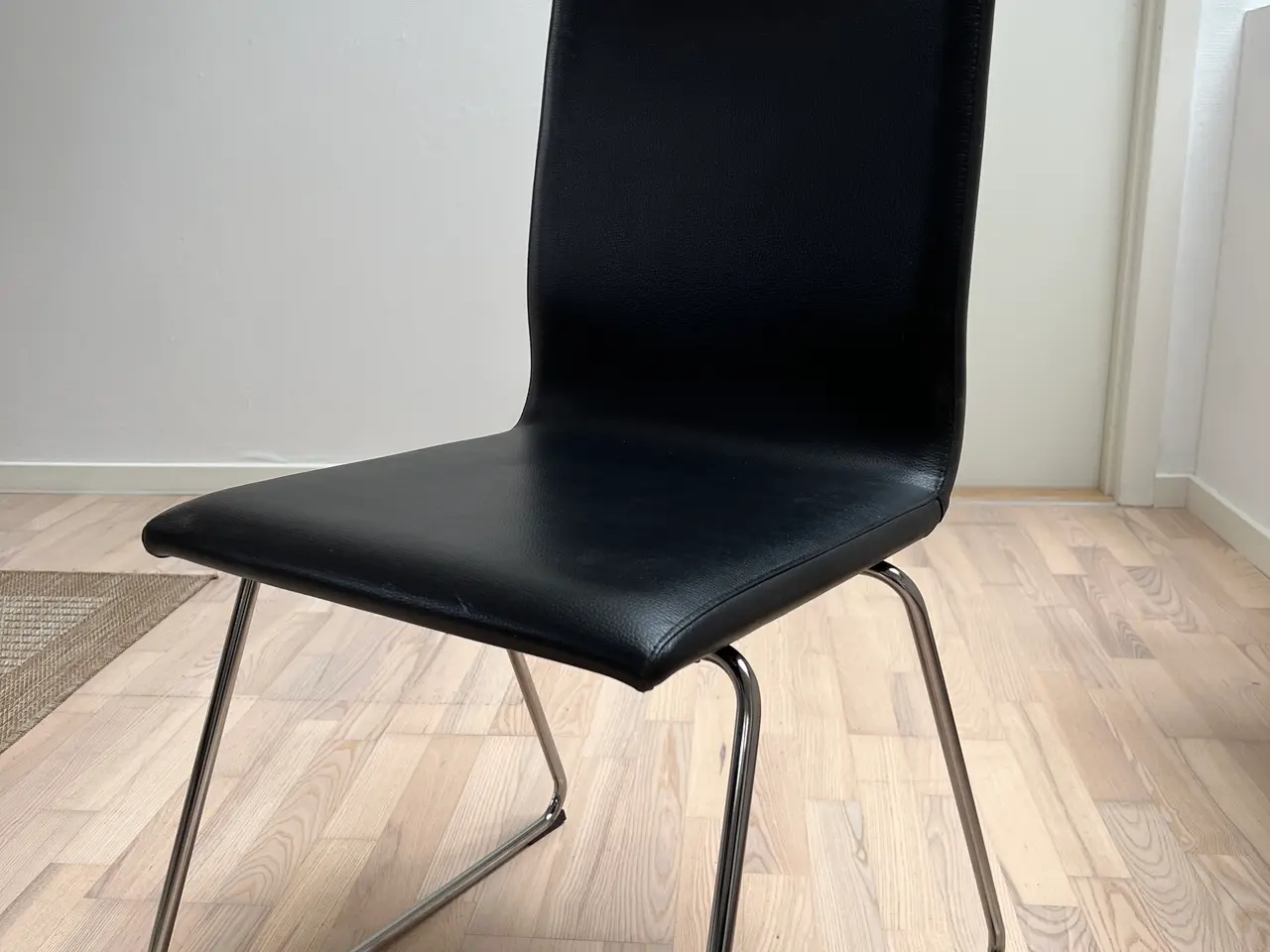 Billede 4 - Spisebord med 10 spisebordsstole