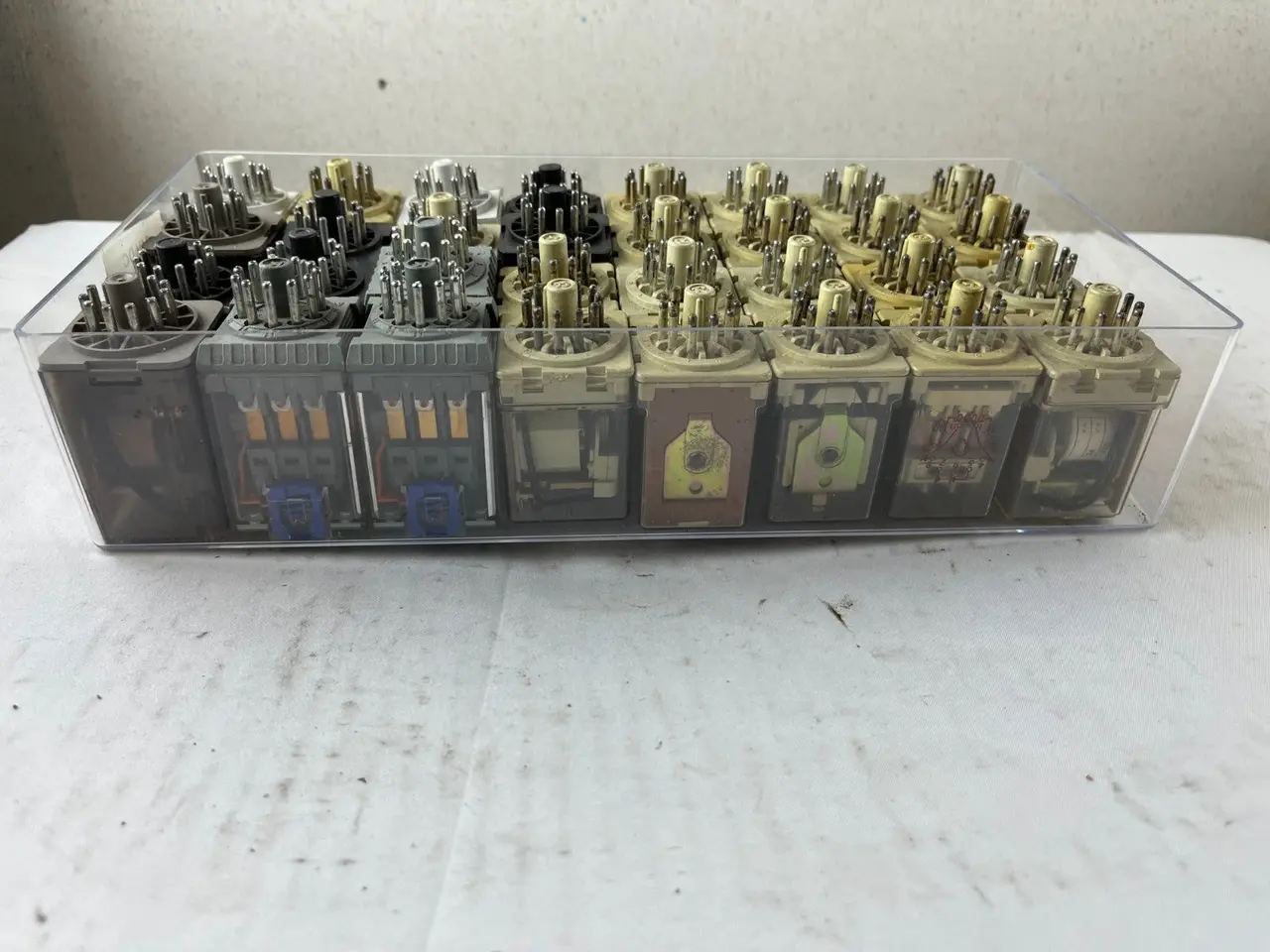 Billede 12 - blandet Plug-In relæ parti 32pcs Schrack Releco